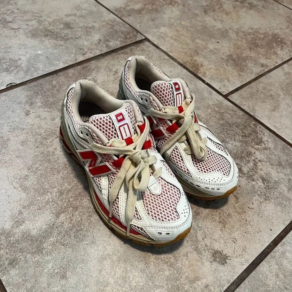 New Balance 1906R Sea Salt True Red Running Shoes Size W 5.5 / M 4